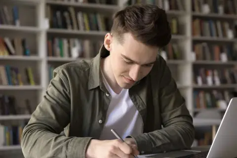 Matura matematyka ile pkt? Poznaj kluczowe informacje o punktach i zdawalności