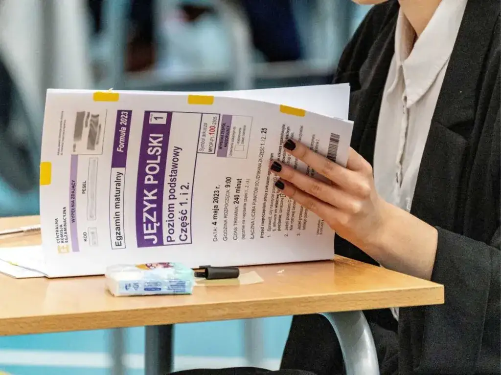 Zdjęcie Jak napisać rozprawkę matura - najważniejsze zasady i błędy do uniknięcia